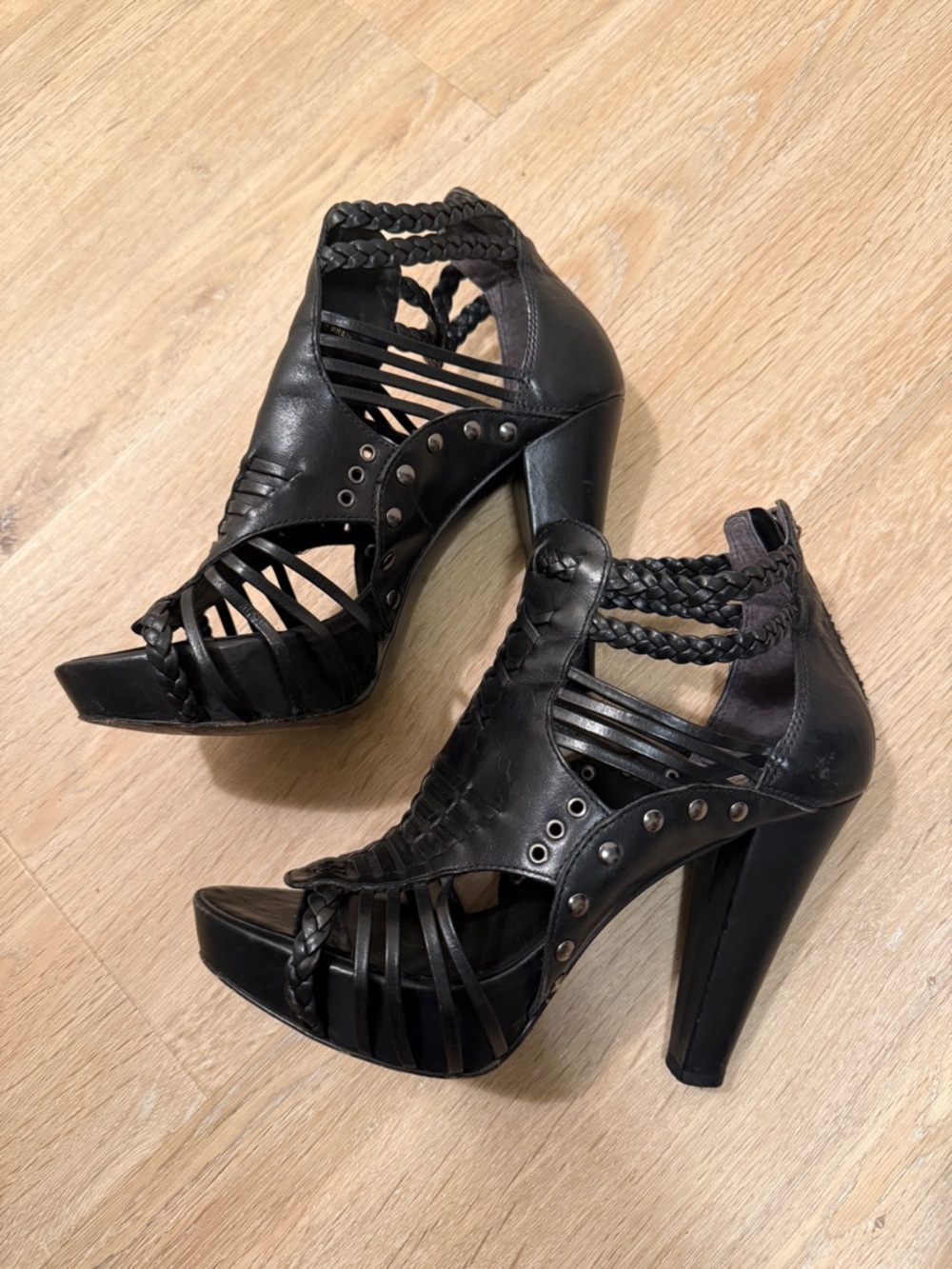 Pour La Victoire Black Braided Strappy High Heel Sandals - Women 7 1/2